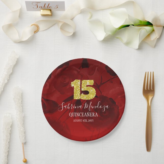 Assiettes En Carton Ruby Red Quinceanera Gold #15 Plaques en papier (Mariage)