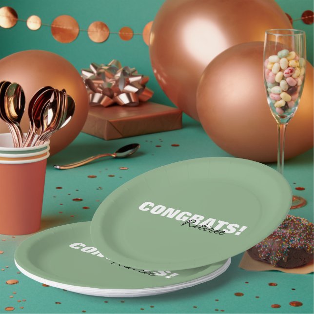Assiettes En Carton Sage moderne Typographie verte Congrats Retraite (Multi)