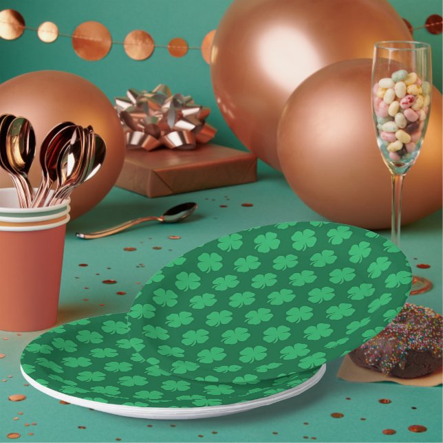 Assiettes En Carton Shamrock, symbole de la Saint-Patrick, (Multi)