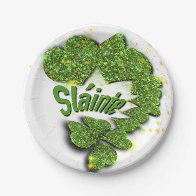 Assiettes En Carton Shamrocks verts | Coeurs étincelants Shainte (Devant)