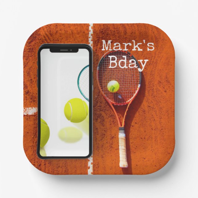 Assiettes En Carton Tennis Joueur de tennis d'anniversaire avec raquet (Recto)