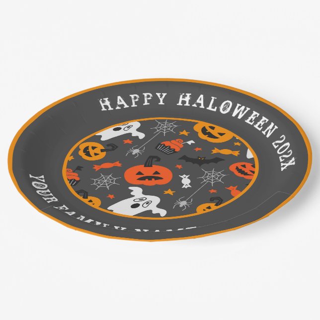 Assiettes En Carton Texte personnalisé du motif Halloween (Angle)