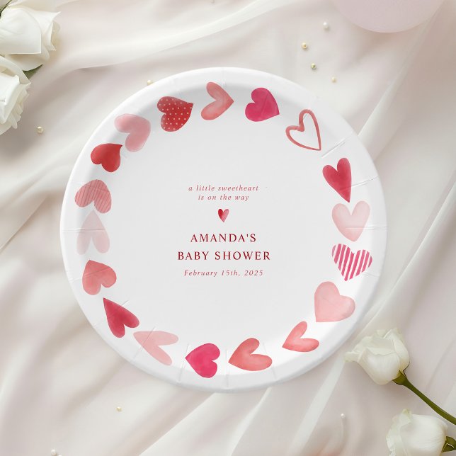 Assiettes En Carton Un petit Baby shower de Saint Valentin (Créateur téléchargé)