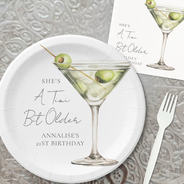 Assiettes En Carton Un Tini Un Peu Plus Ancien Martini (A Tini Bit Older Martini Birthday Paper Plates)