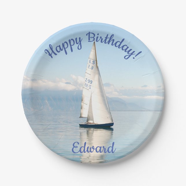 Assiettes En Carton Voile sur une baie de mer calme comme miroir (Devant)