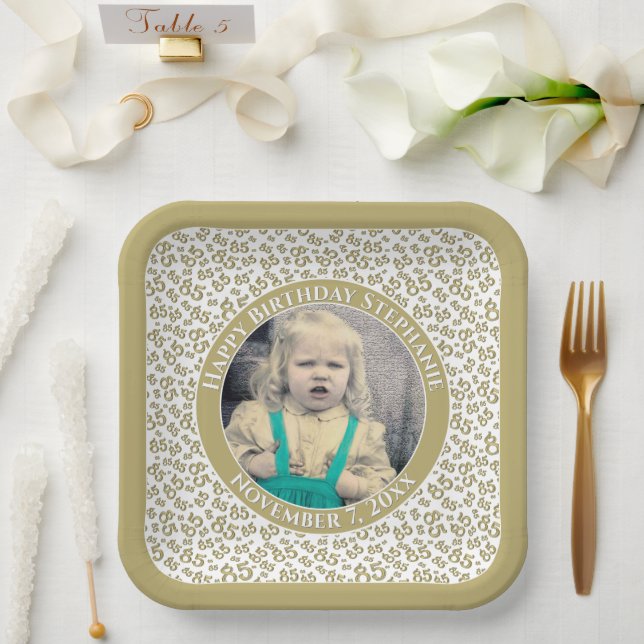 Assiettes En Carton Votre Photo 85 Random Number Motif Gold/White (Mariage)