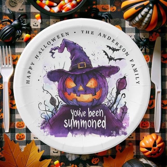 Assiettes En Carton Vous avez été appelé sorcière Citrouille violette (Halloween paper plate with a purple pumpkin witch and "You've been summoned.")