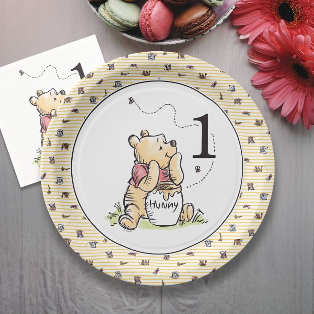 Assiettes En Carton Winnie l'aquarelle de l'ouïe Premier anniversaire (Plate on table)