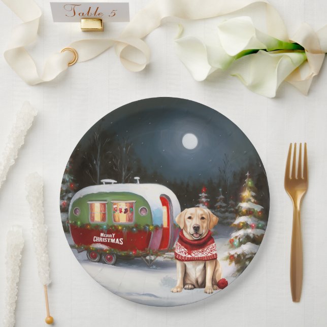 Assiettes En Carton Winter Labrador Caravan Christmas Adventure (Mariage)