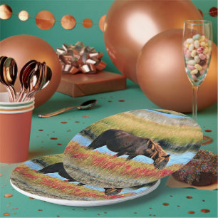 Assiettes en papier Cheval sauvage mangeant dans l