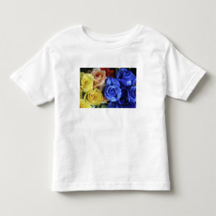 Assorted fresh rose bouquets toddler t-shirt