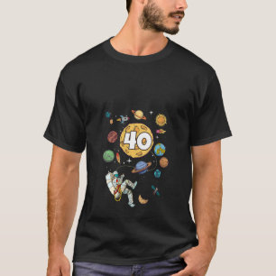 Astronaut 40th Birthday Space Celebration 40 Year T-Shirt