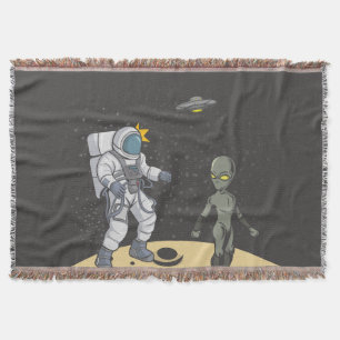 Astronaut and alien    throw blanket