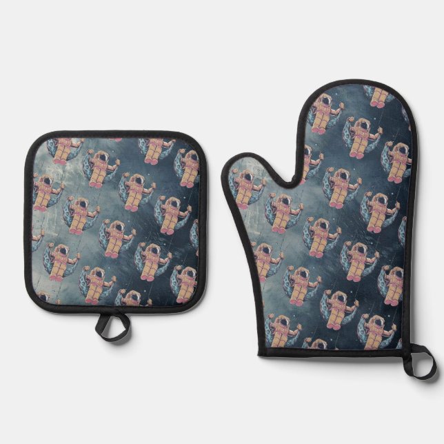 Astronaut Oven Mitt & Pot Holder Set (Front)