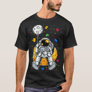 Astronaut & Planet Balloon Puzzle Piece Autism Awa T-Shirt
