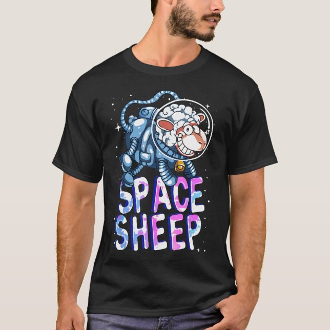 Astronaut Sheep Space Animal Lover Astronauter Fun T-Shirt (Front)