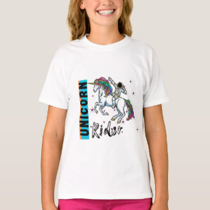 Astronaute sur licorne dans ce design de t-shirt 