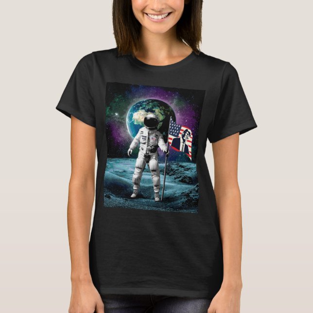 Astronauts for Trump 2024 Invitation T-Shirt (Front)