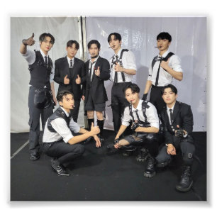 'ATEEZ' Poster