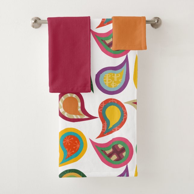 Atomic Paisleys  Bath Towel Set (Insitu)