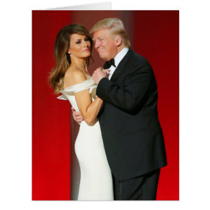 Atout de Donald et de Melania et la boule de