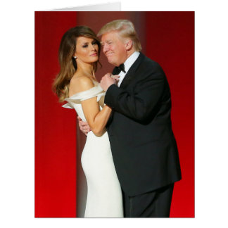 Atout de Donald et de Melania et la boule de