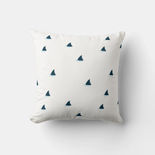 Attention requins lancer oreiller