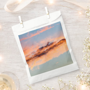 attraction consumption favour bag
