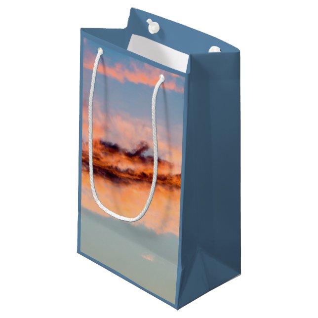 attraction consumption small gift bag (Front Angled)