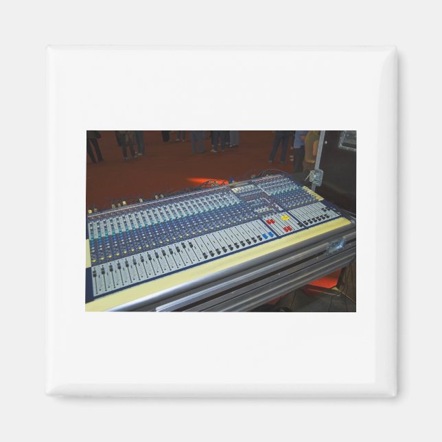 audio mixing console - sound board magnet (Front)
