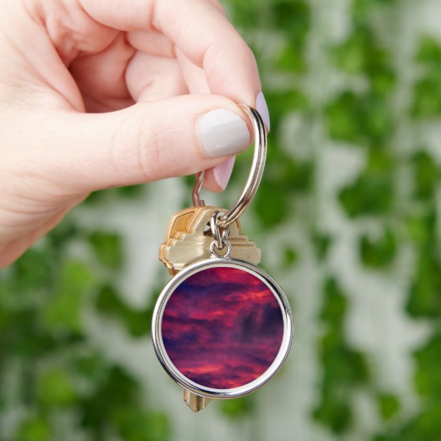august red keychain (Hand)