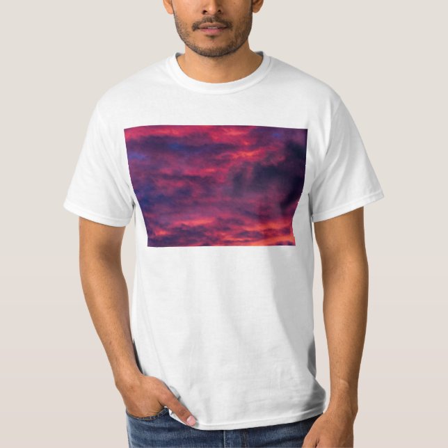 august red T-Shirt (Front)