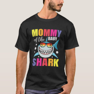 Auntie Of The Birthday Baby Auntie Shark Family Mo T-Shirt
