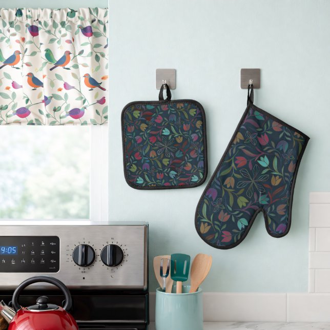 Aurapetal Oriole Oven Mitt & Pot Holder Set (Creator Uploaded)