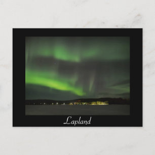 Aurora borealis dans le ciel noir texte carte post