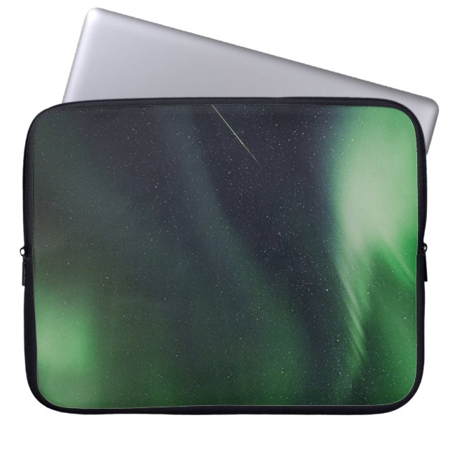 AURORA BOREALIS DURING NIGHT TIME LAPTOP SLEEVE (Front)