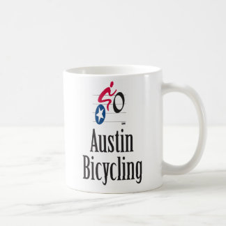 Austin allant à vélo la tasse