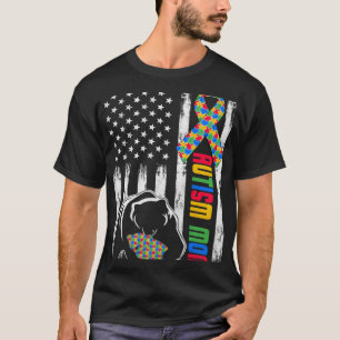 Autism Mom Bear USA Flag Family Matching Autism Aw T-Shirt