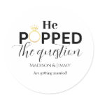 Autocollant de fête de fiançailles, il a fait sa d