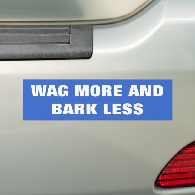 AUTOCOLLANT DE VOITURE AMOUREUX DE LES CHIENS, WAG PLUS ET BARK MOINS (En voiture)