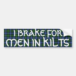 AUTOCOLLANT DE VOITURE JE FREINE POUR LES HOMMES DANS DES KILTS - TARTAN
