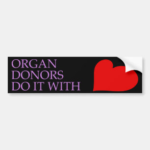 Autocollant De Voiture Les donateurs d'organe le font avec le coeur