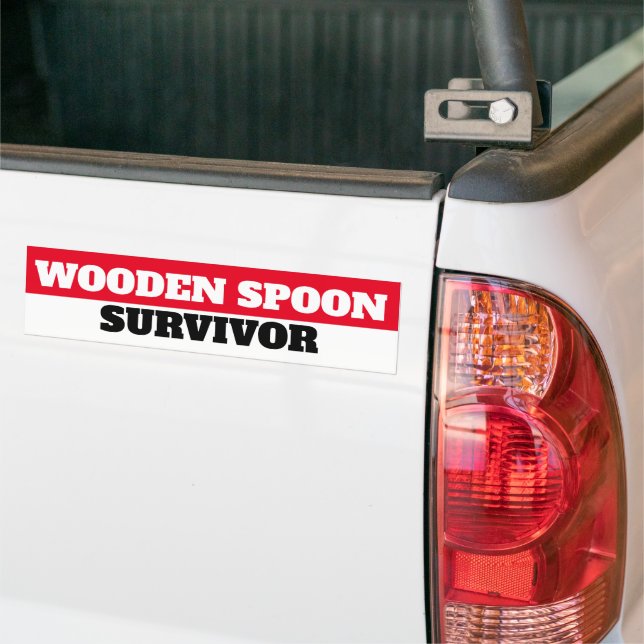 AUTOCOLLANT DE VOITURE SURVIVANT DE LA POIGNÉE EN BOIS (Sur camion)