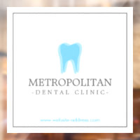 Logo classique moderne pour dentiste sur blanc