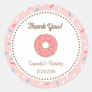 Autocollant rose d'anniversaire de beignet