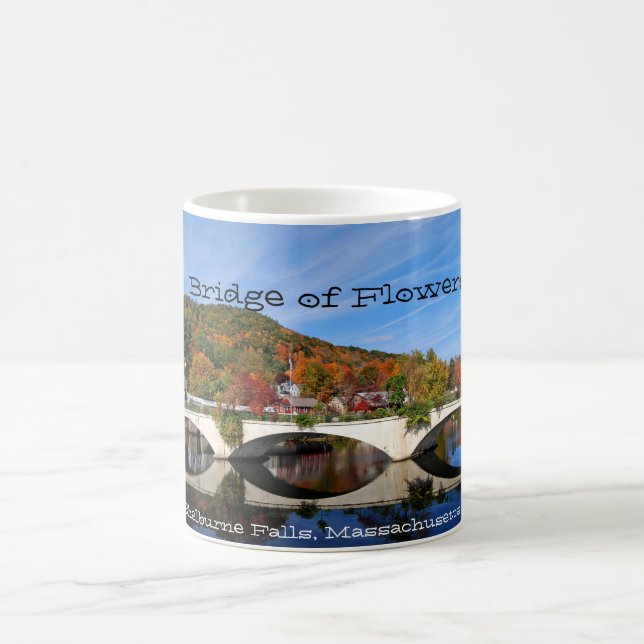 Automne - pont des fleurs, tasse pittoresque (Centre)
