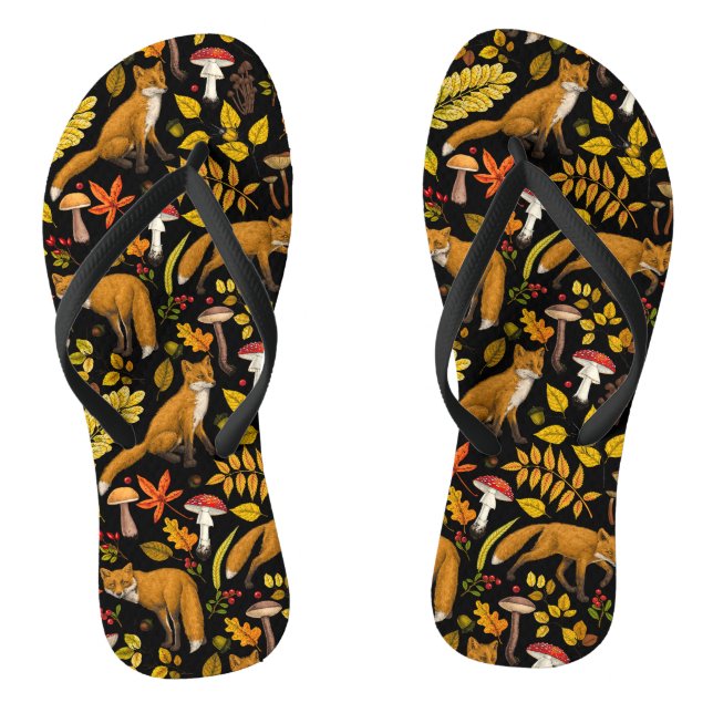Autumn foxes on black flip flops (Footbed)