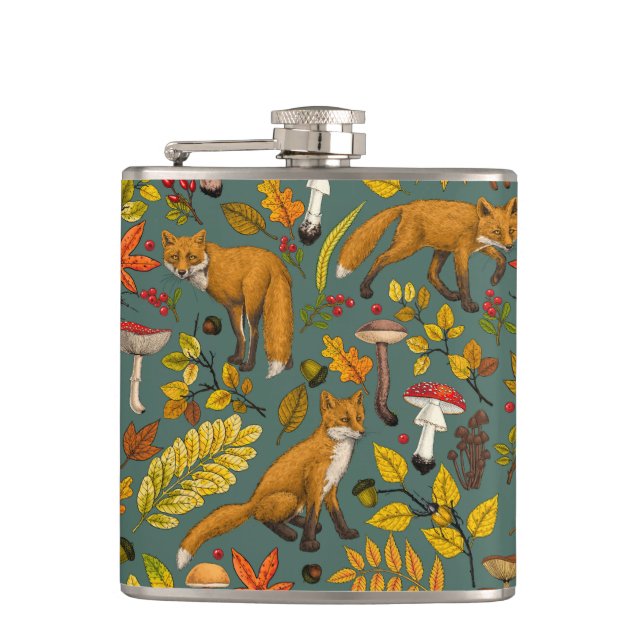 Autumn foxes on pine green hip flask (Front)