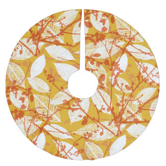 Autumn Leaves: Golden Vintage Repeat Brushed Polyester Tree Skirt