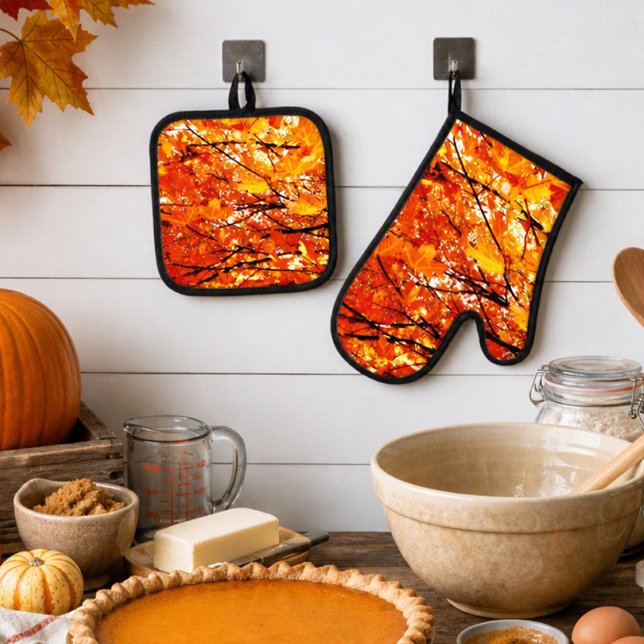  Autumn Leaves Seasonal Oven Mitt & Pot Holder Set (Creator Uploaded)